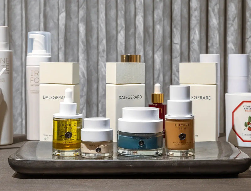 Discover the world of clean beauty.