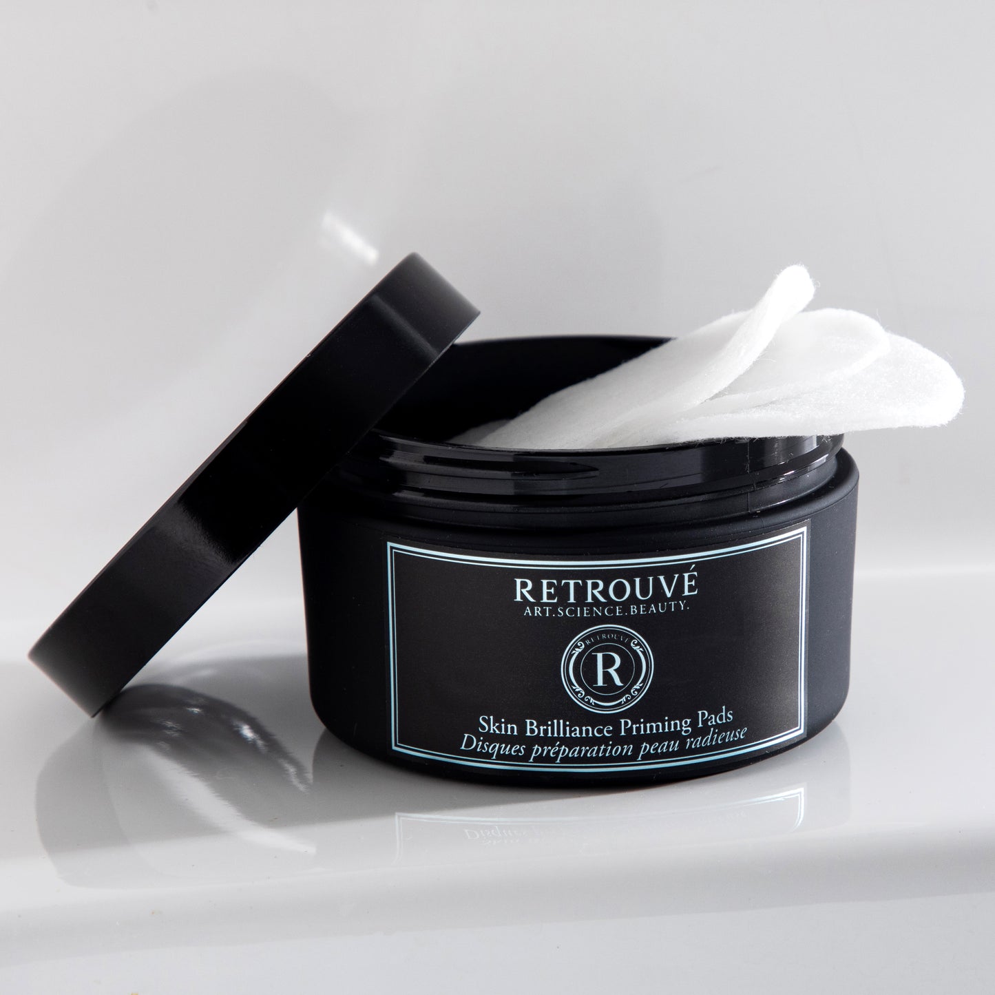 
                  
                    Skin Brilliance Priming Pads
                  
                