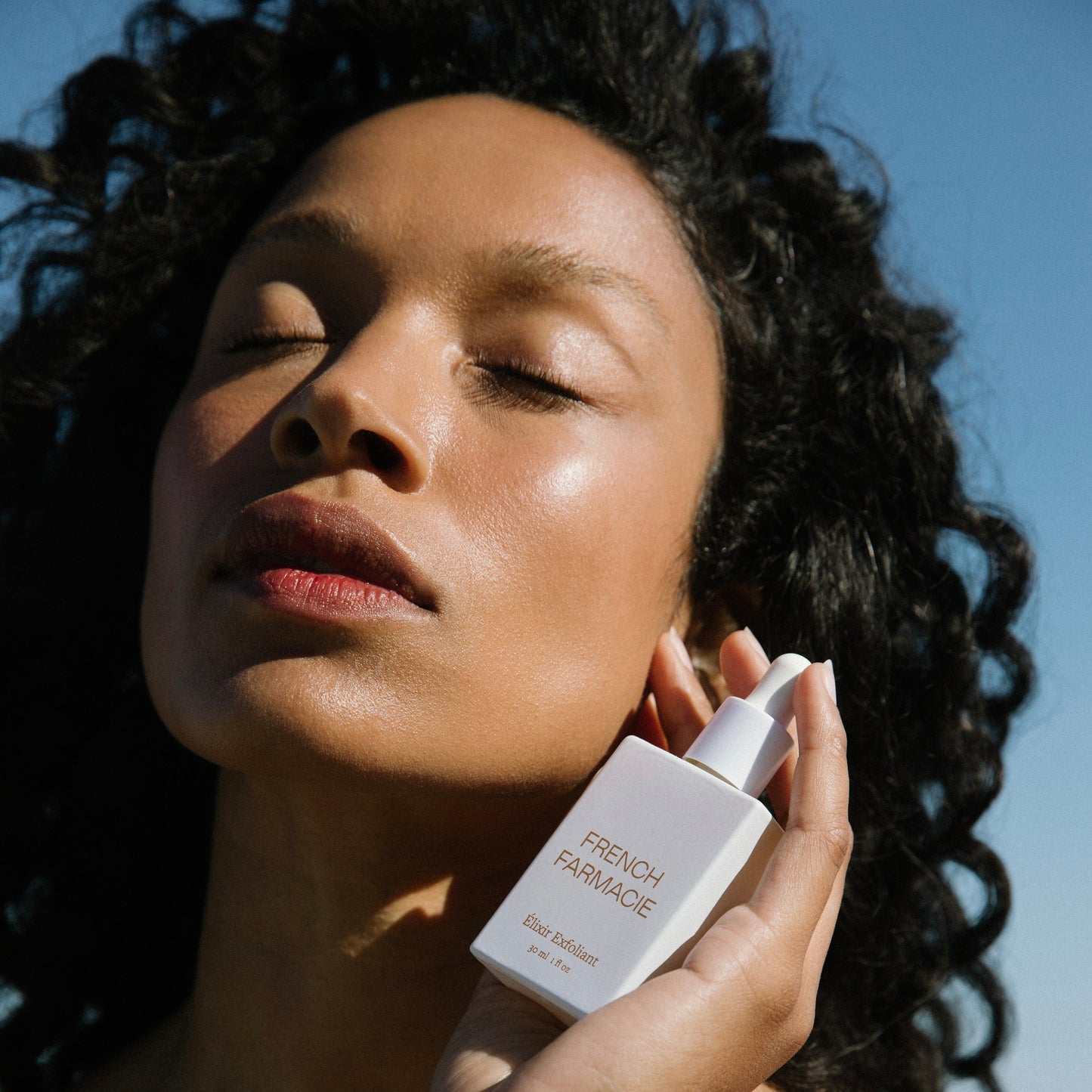 
                  
                    Élixir Exfoliant
                  
                