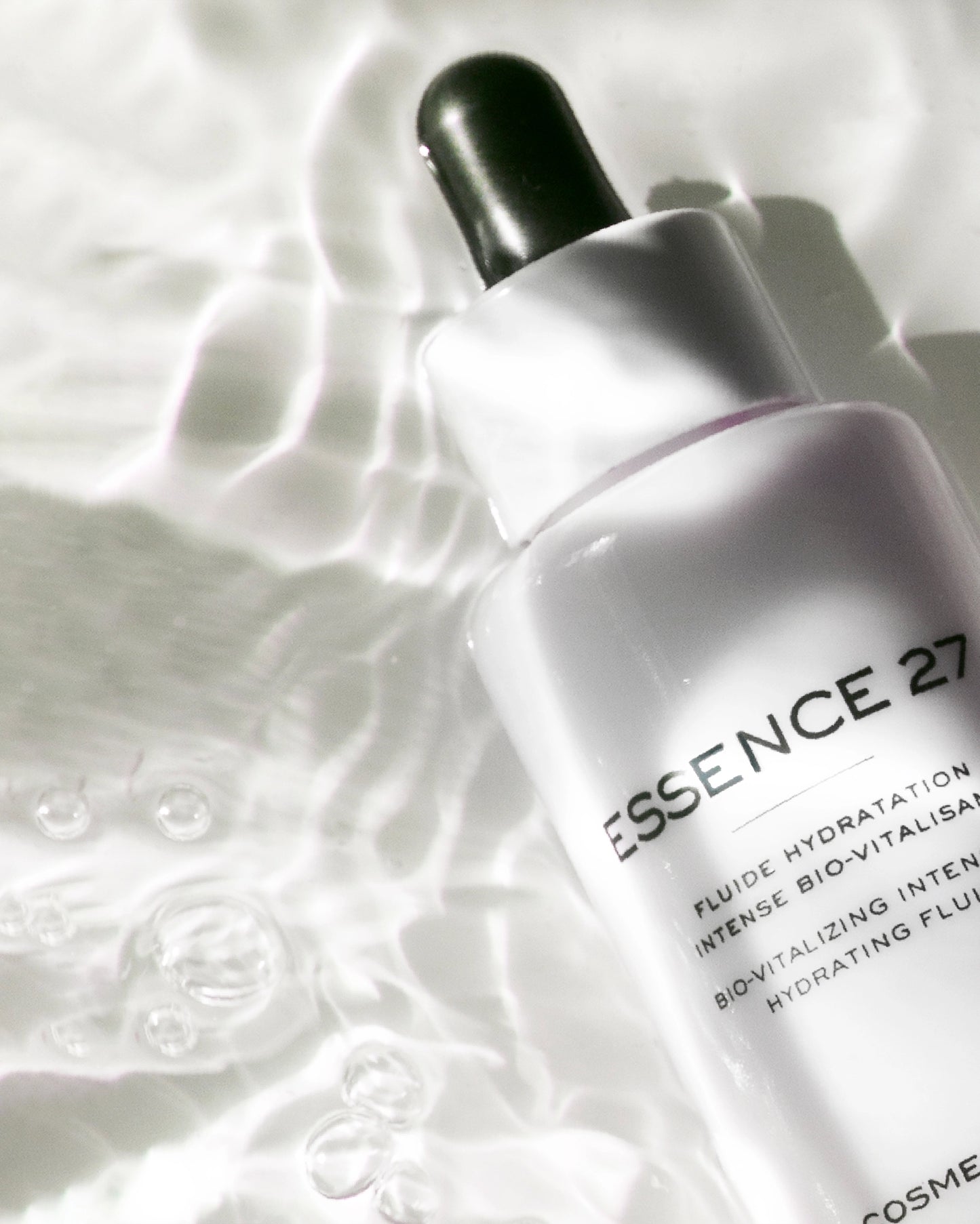 
                  
                    Essence 27
                  
                