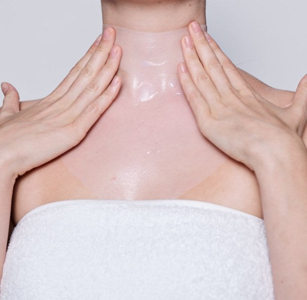 
                  
                    Neck and Décolleté Renewing Mask
                  
                